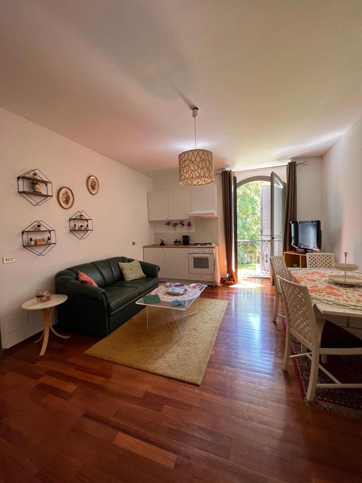 Appartamento In Villa Storica 올레기오카스텔로 외부 사진